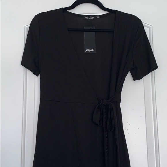 Nasty gal NWT wrap dress - Picture 2 of 13